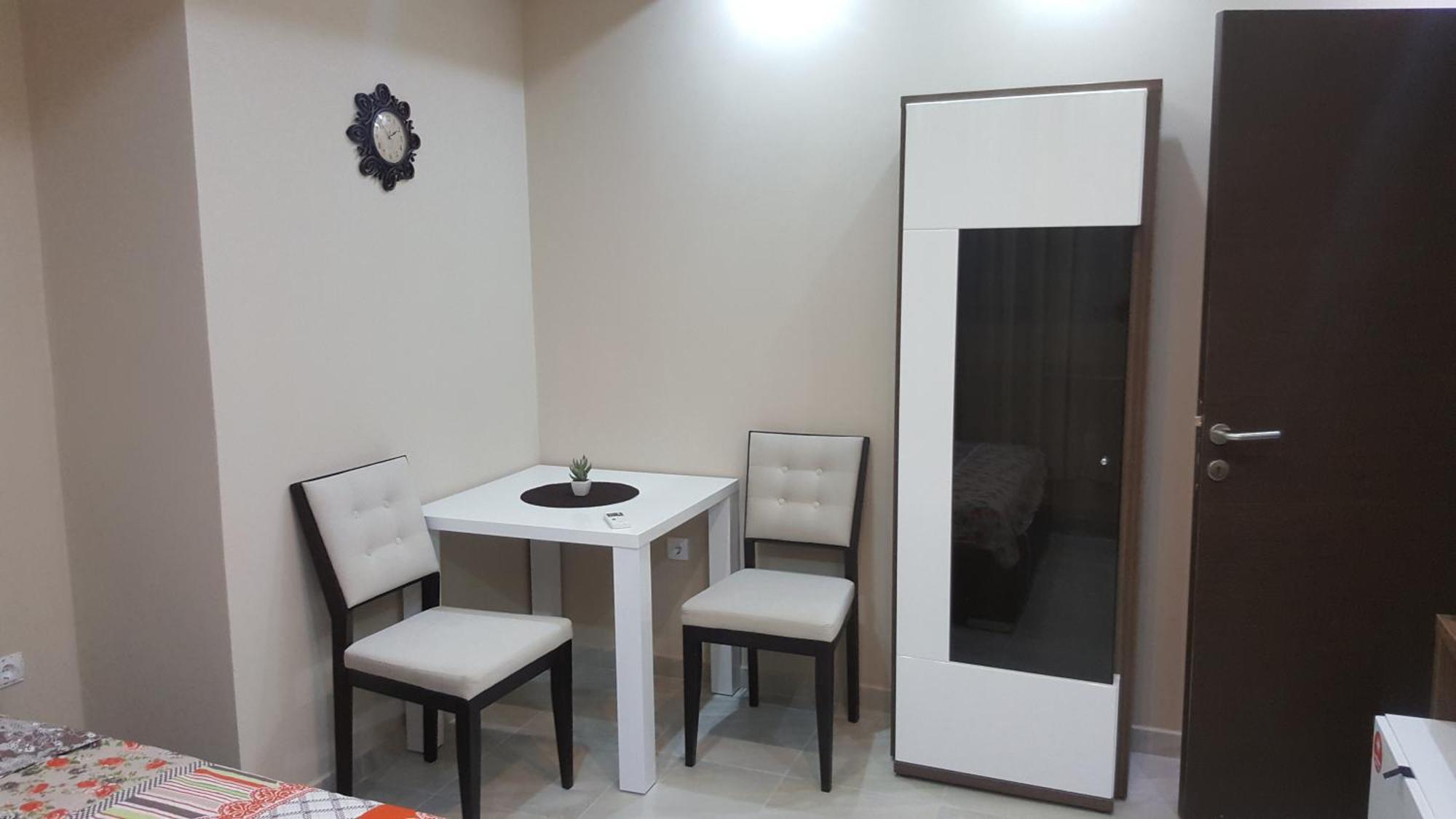 Studio Apartman - Centar ティヴァト エクステリア 写真